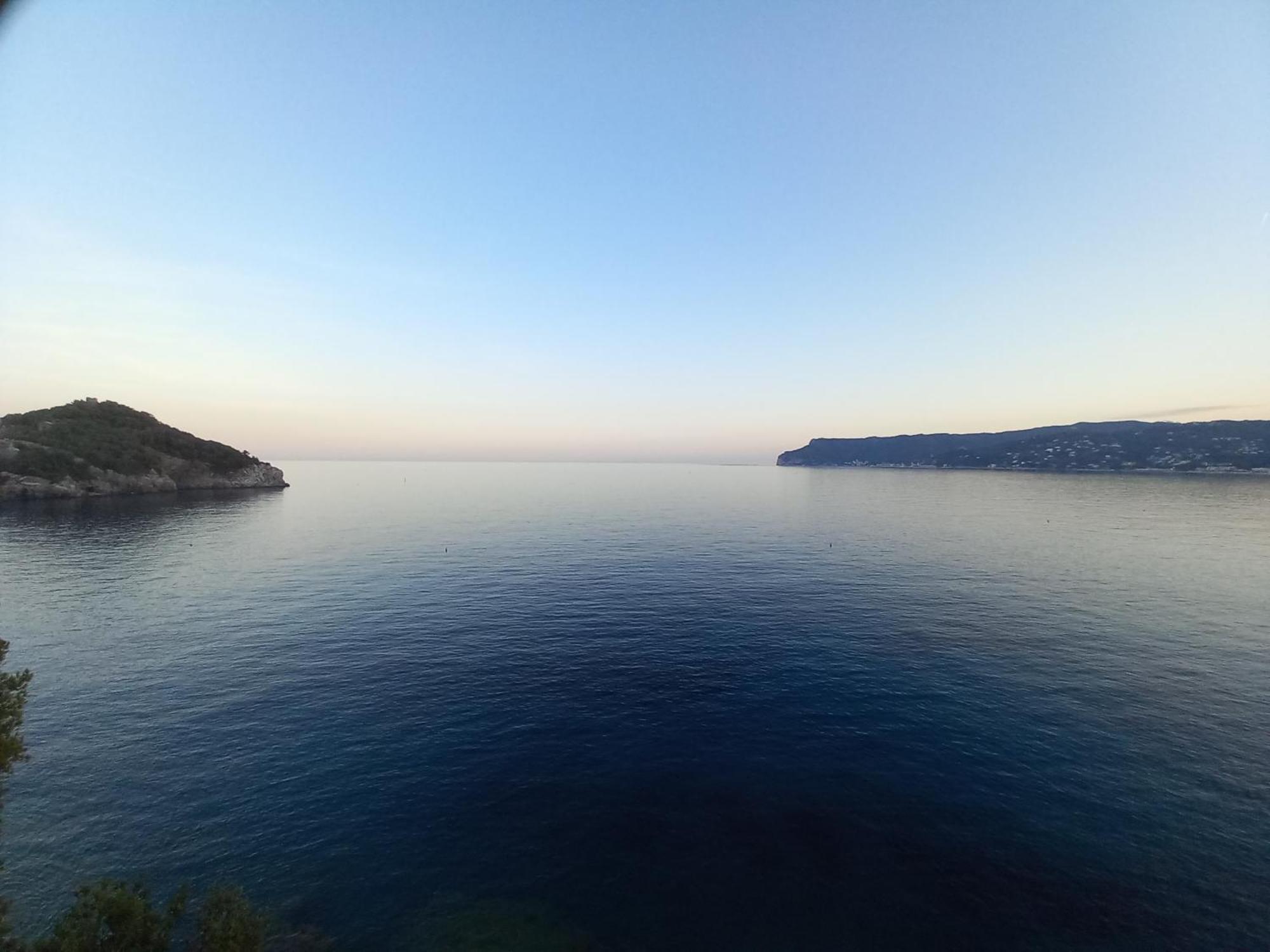 Tramonto Sul Mare - Sea Suite Savona Dış mekan fotoğraf